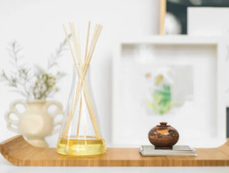 DIY Reed Diffusers: A Natural Alternative to Store-Bought Fragrances