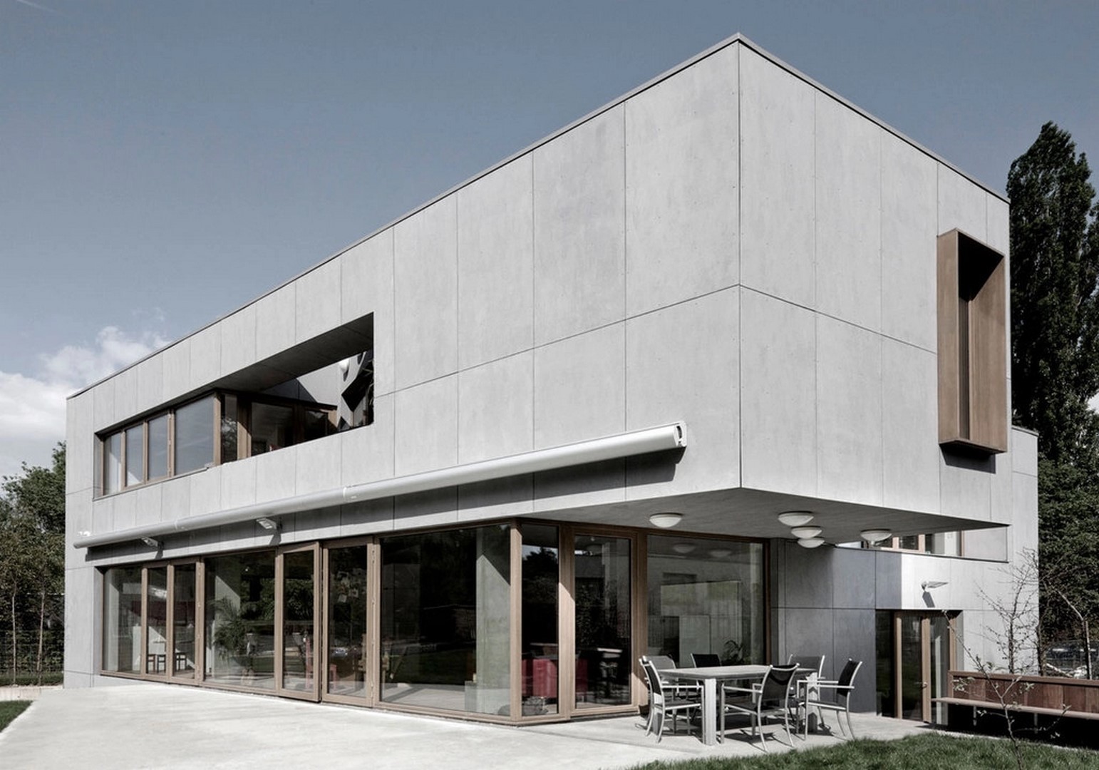 Tectiva: Revolutionizing Architectural Facades with Fiber Cement Panels